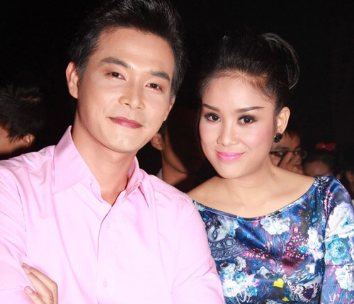 Sao nam Việt trắng bệch vì trang điểm quá đà