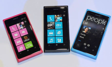 Tương lai Nokia thuộc về smartphone màn hình 