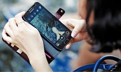 Báo động tình trạng giới trẻ châu Á nghiện smartphone