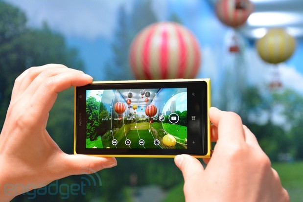 Lumia 1020 được khen là 