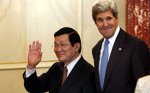 Hình ảnh Chủ tịch nước tràn ngập báo quốc tế