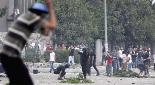 Ai Cập rơi vào hỗn loạn cực điểm