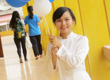 Nữ sinh xinh đẹp có điểm khối C cao nhất