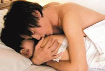 Uống thuốc mê rồi vào nhà nghỉ, thiếu nữ bị tống... clip sex