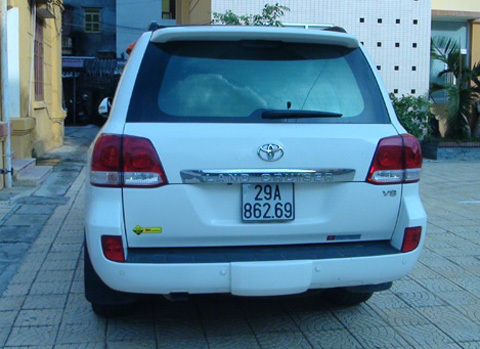 Thú chơi ngông của ông trùm ma túy đất Bắc