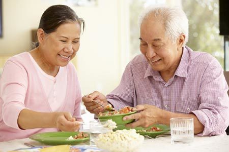 “Cân đo” dinh dưỡng cho người cao tuổi