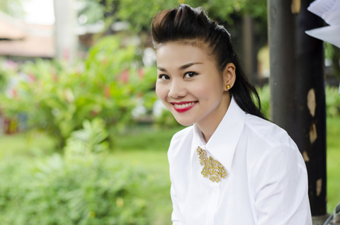 Thanh Hằng: ‘Người yêu tôi tình cảm và lỳ’