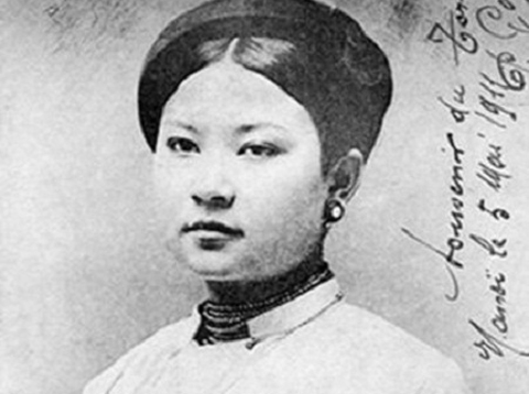 Giai nhân Việt tàn phai nhan sắc vì đòn ghen tàn độc