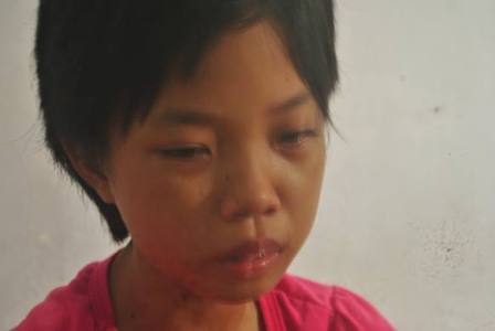 Gia cảnh cô bé 14 năm sống nhờ vào máu người khác