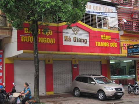 Vỡ nợ hàng trăm tỷ: Hàng loạt chủ nợ ngã bệnh, bán nhà