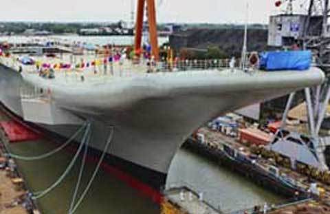 Cận cảnh tàu sân bay tự tạo đầu tiên của Ấn Độ