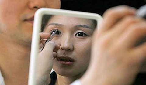 Phẫu thuật thẩm mỹ để thay đổi vận mệnh