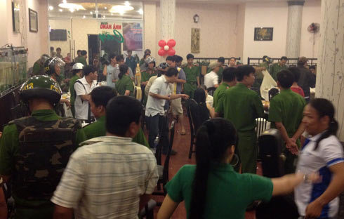 Tiệc đầy tháng với ma túy, 'chủ chòm' bị khởi tố