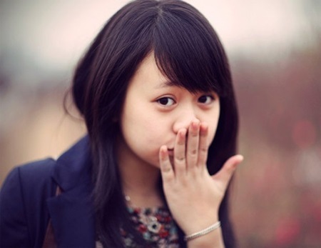 Chiêu kiếm tiền khó học theo của gái xinh 9X