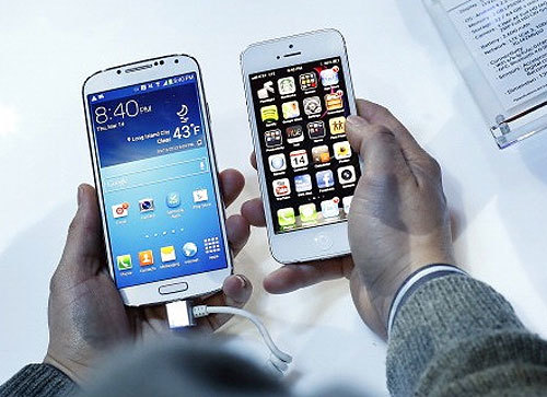 Cứ 1 người dùng iPhone đổi qua Samsung thì có 3 người làm ngược lại