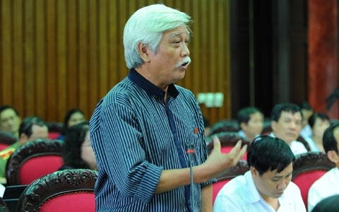 Không 'tròn vai' cũng không bị kiểm điểm?