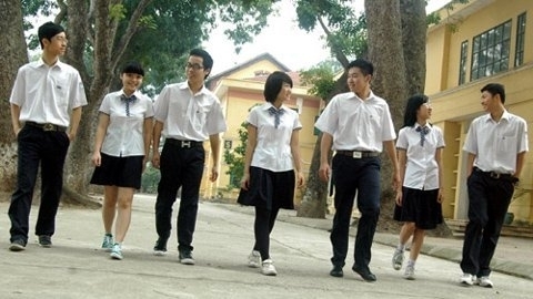 Học sinh chỉ cần mặc sạch để tiết kiệm