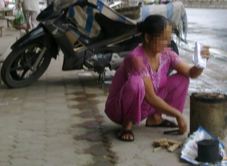 Đại gia phá sản vợ đi làm ôsin nuôi cả nhà