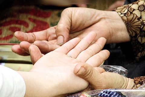 Những chiêu mê tín oái ăm của sếp