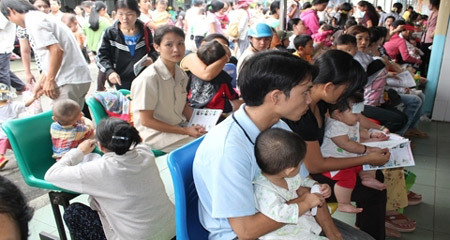 Một năm tăng viện phí: Tăng xét nghiệm, chụp chiếu