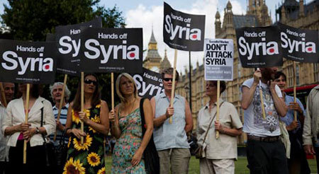 Tranh cãi về Syria: Bom hay không bom?