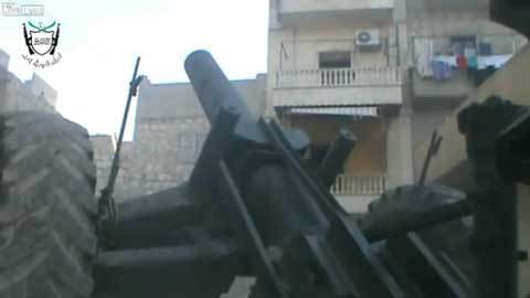 Xem vũ khí của quân nổi dậy Syria khai hỏa