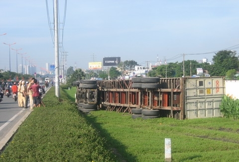 Gần 200 người thương vong vì TNGT dịp nghỉ lễ