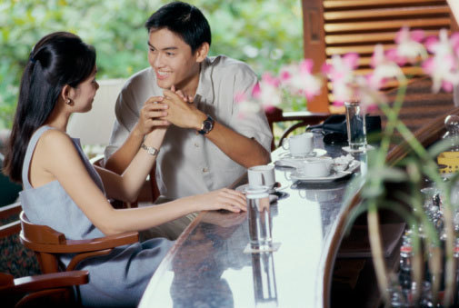 Trai trẻ chỉ thích yêu gái 2 con