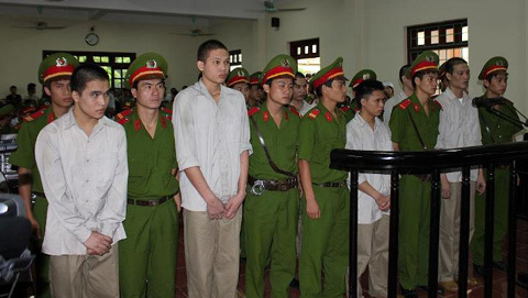 Chủ tịch tỉnh nói về thông tin 'nhạy cảm' vụ 'quan tài diễu phố'