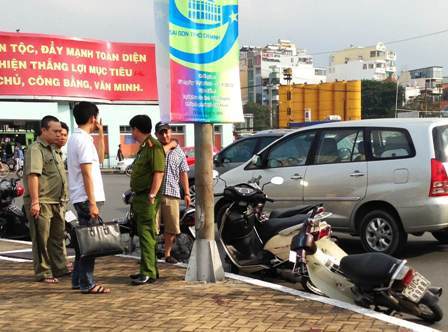 Nhiều nghi vấn vụ đâm người cướp 50 triệu giữa phố