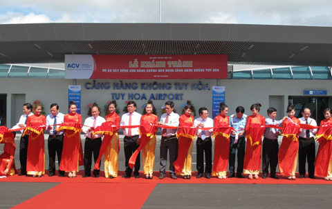 Khánh thành cảng hàng không Tuy Hòa