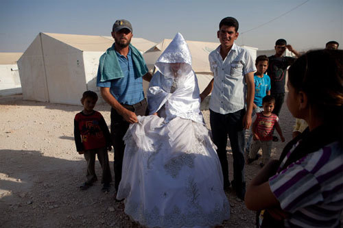 Tảo hôn - đường cùng của các bé gái tị nạn Syria