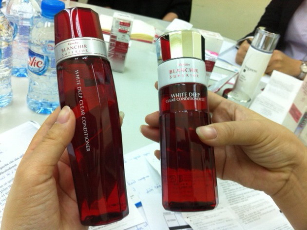 Thu hồi gần 6.000 mỹ phẩm làm trắng da Nhật Bản