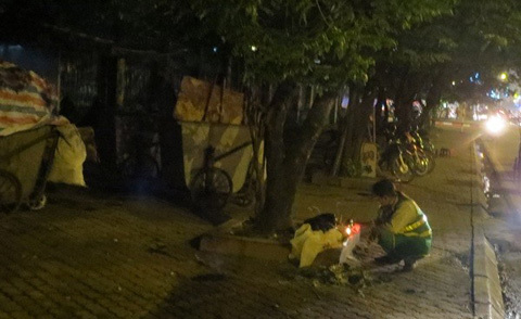 Hà Nội: Phát hiện xác thai nhi bị bỏ trên vỉa hè