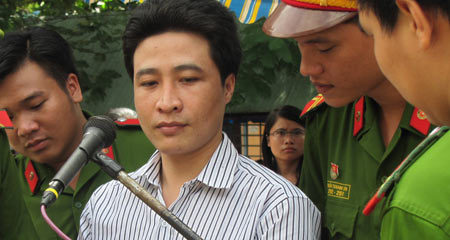 Sát hại vợ cũ đang mang thai 8 tuần