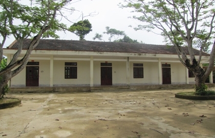 Bắt Phó chủ tịch xã vụ 'xẻo' dự án xây trường