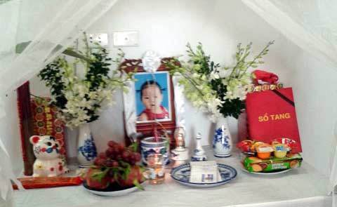 Những nghi vấn về bản giám định cái chết của bé 1 tuổi