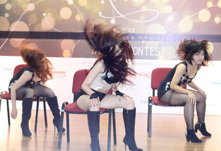 Làng nhạc Việt: 