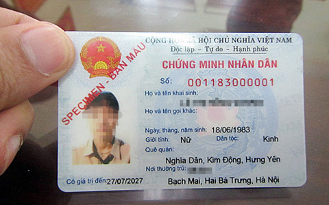 Bỏ ghi họ tên cha và mẹ trên chứng minh nhân dân
