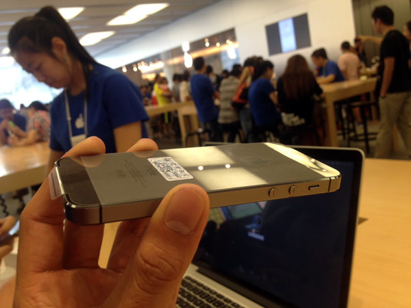 iPhone 5S đã có mặt tại Hà Nội