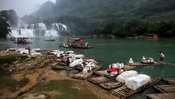 Quê hương thu nhỏ