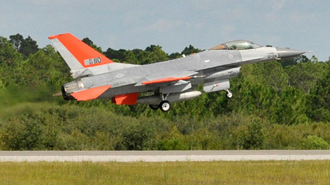 Mỹ 'lột xác' chiến đấu cơ sang phiên bản không người lái