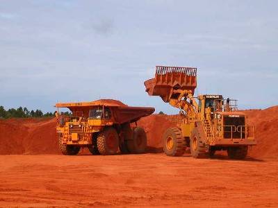 Xin ưu đãi, miễn giảm đủ thứ cho bauxite