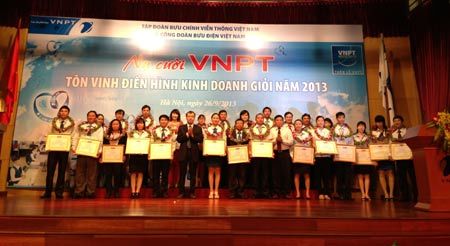 Vinh danh 50 “nụ cười VNPT”