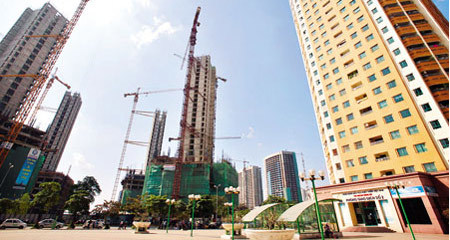 Kinh tế tụt hậu, DNNN đồng thanh cầu cứu