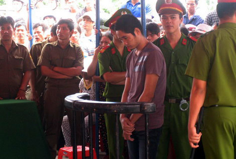 Giết người vì va quẹt xe