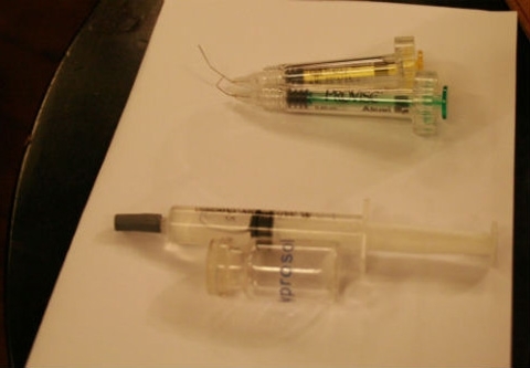 Thời sự trong ngày: 'Tráo thủy tinh thể' rúng động