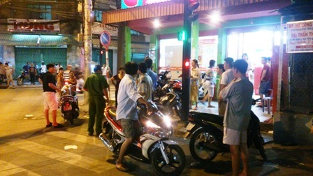 Sát thủ chém người trên phố ra đầu thú