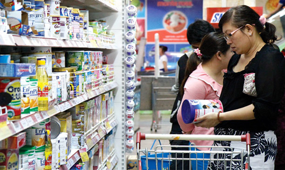 Thị trường 'ngầm' sữa xách tay: Loại gì cũng có