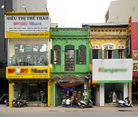 Xem nhà Tây biến hình ở Hà Nội